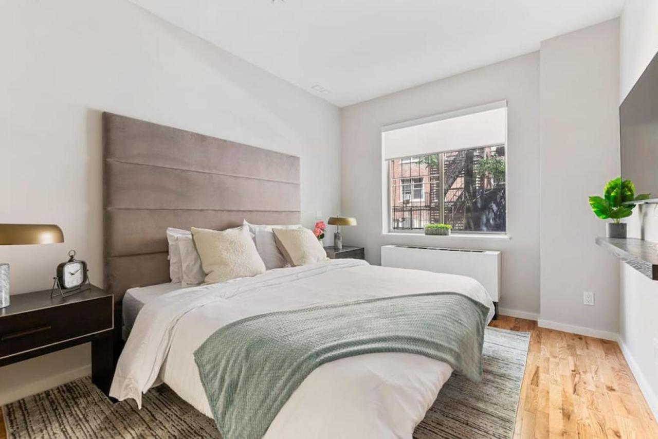 Apartment Luxury 3br Duplex W Private Patio In Upper East